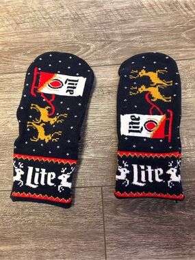 Miller Lite Beer Holder Holiday Mittens